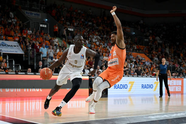 员提供了良 员提供了良