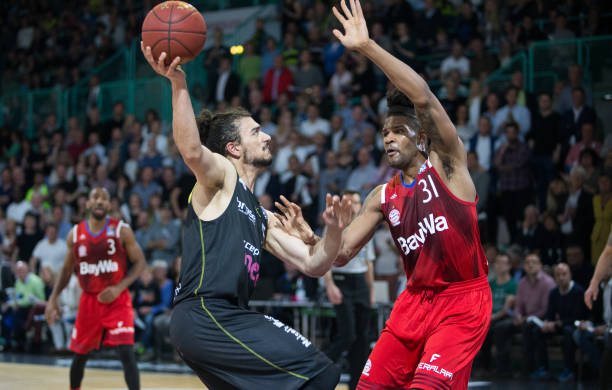 外援林立的 外援林立的